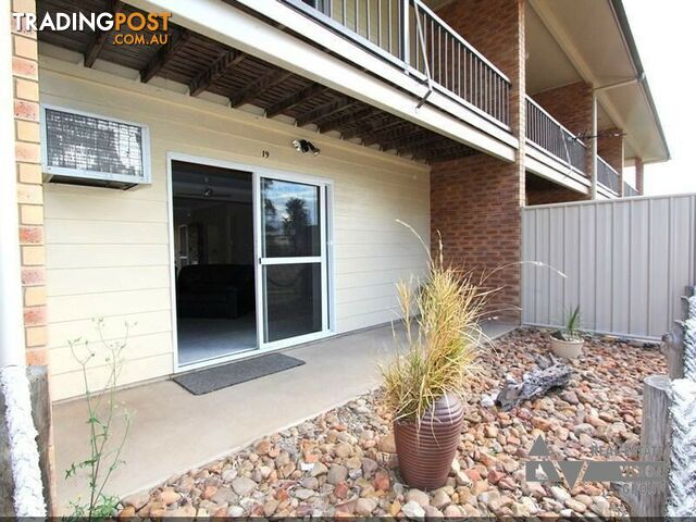 Unit 19 145 Egerton St Emerald QLD 4720