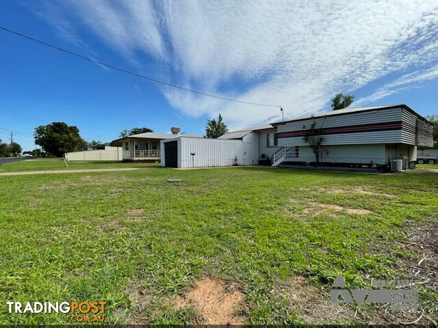 15 Fay St Blackwater QLD 4717