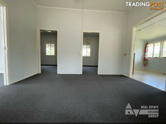 2 Main St Bluff QLD 4702