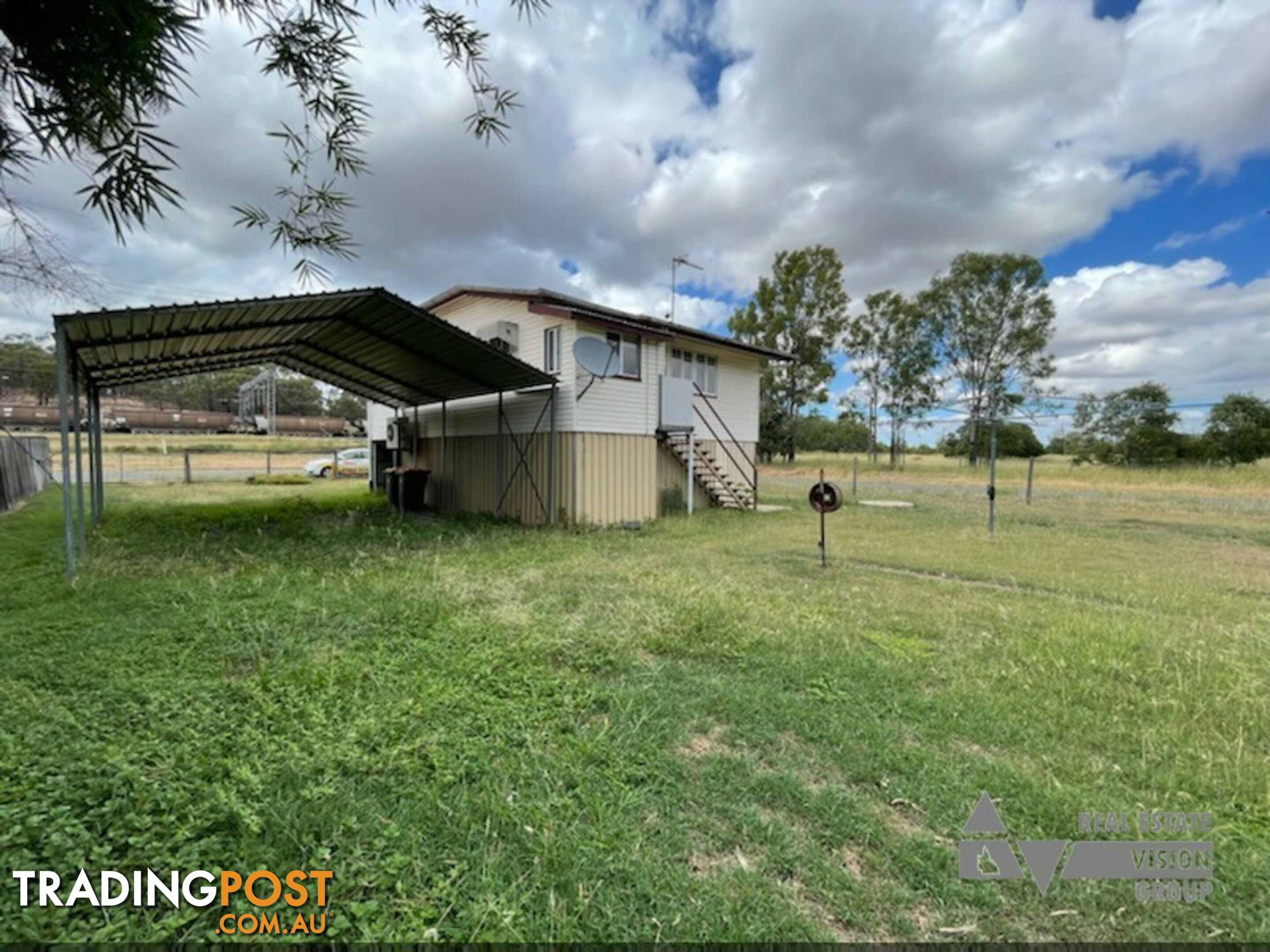 2 Main St Bluff QLD 4702