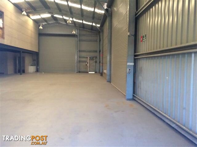 Shed 28 Hawkins Place Emerald QLD 4720 - photo 4 of 23