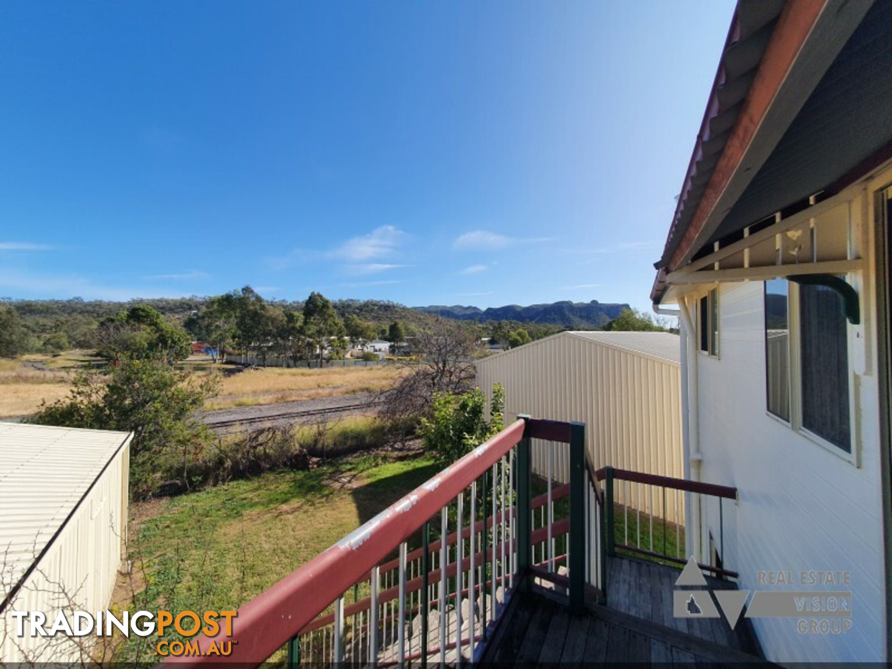 14 Charles St Springsure QLD 4722