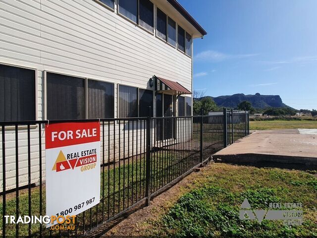 14 Charles St Springsure QLD 4722