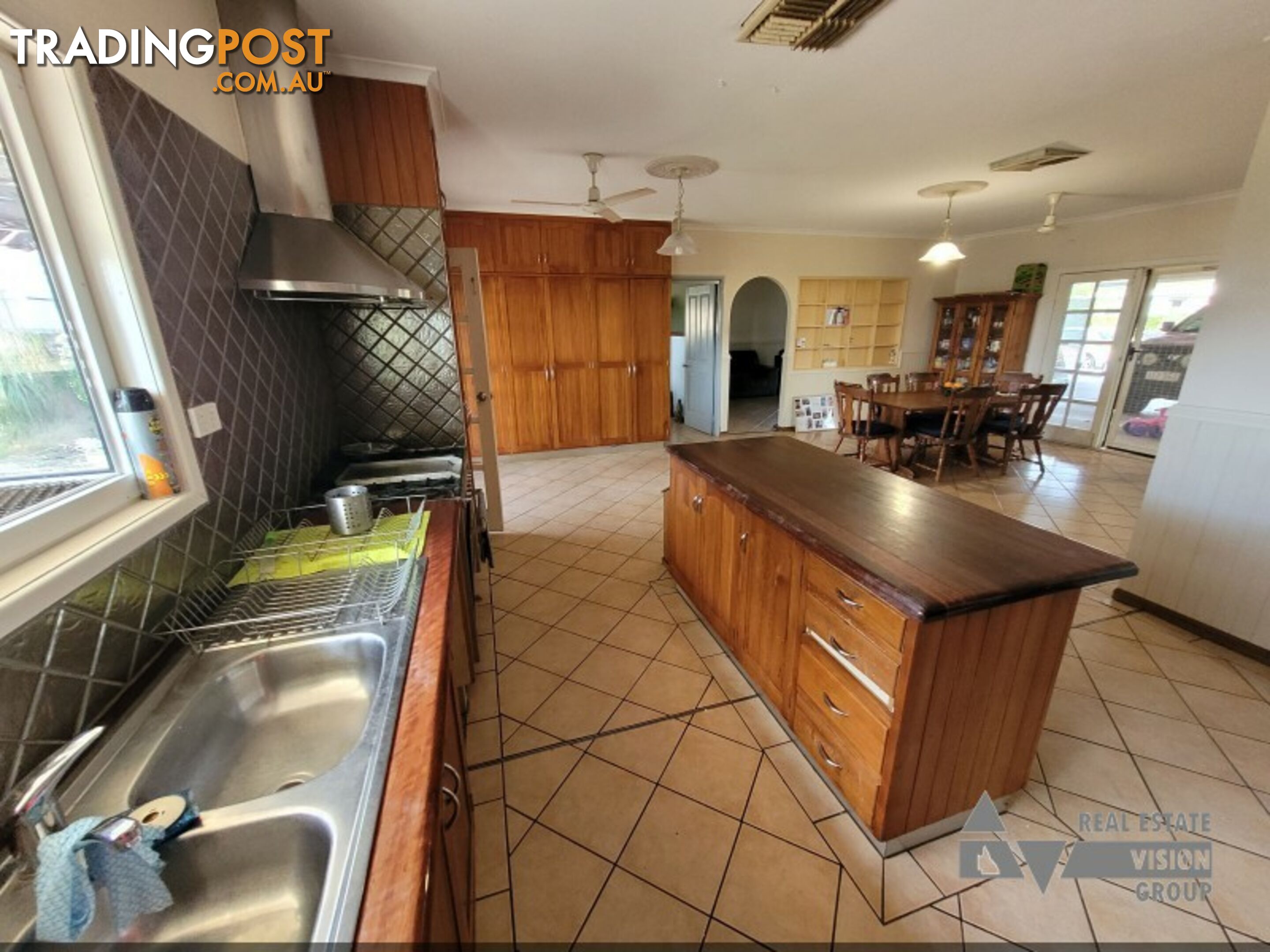 2 Karri St Blackwater QLD 4717