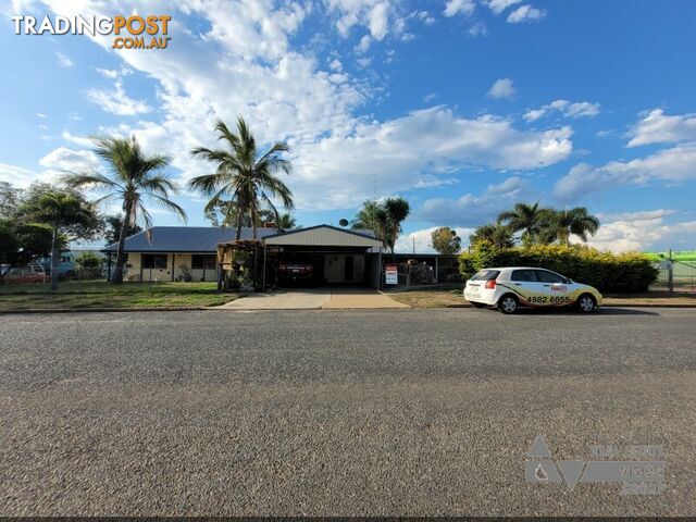 2 Karri St Blackwater QLD 4717