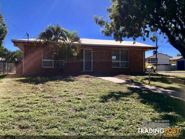 29 Park Ave Emerald QLD 4720