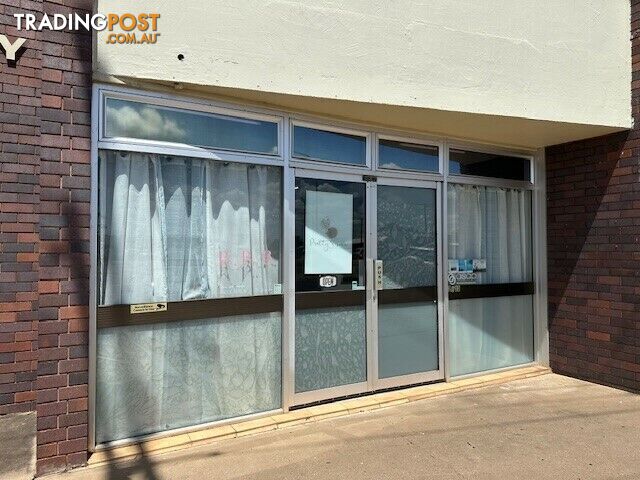 SHOP 2 23 Hospital Rd Emerald QLD 4720