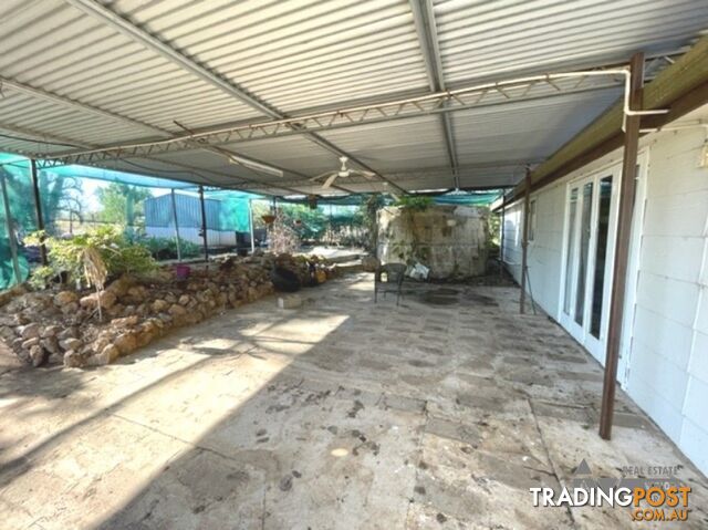 35 Rockhound Rd Sapphire QLD 4702