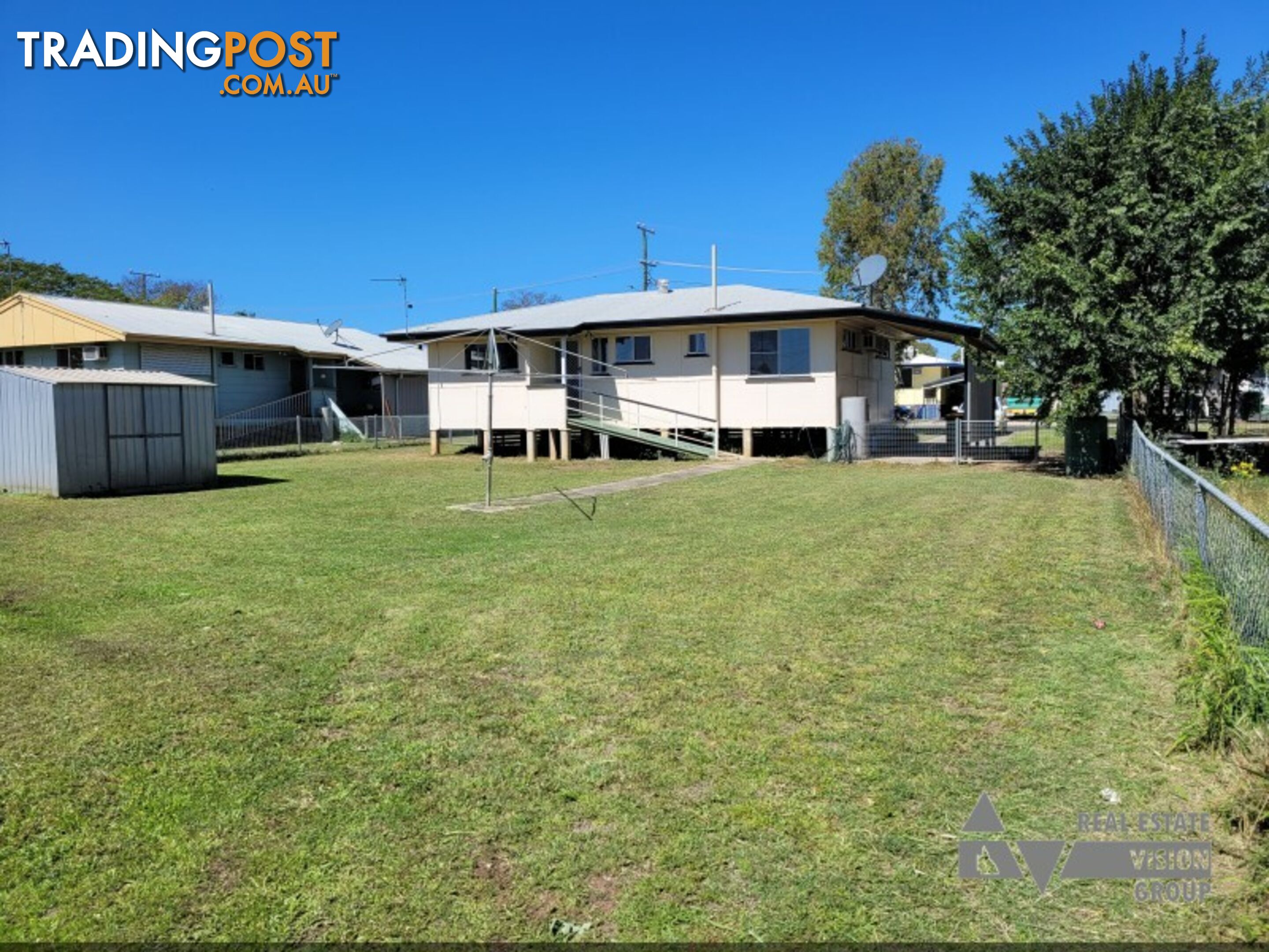 39 Fay St Blackwater QLD 4717