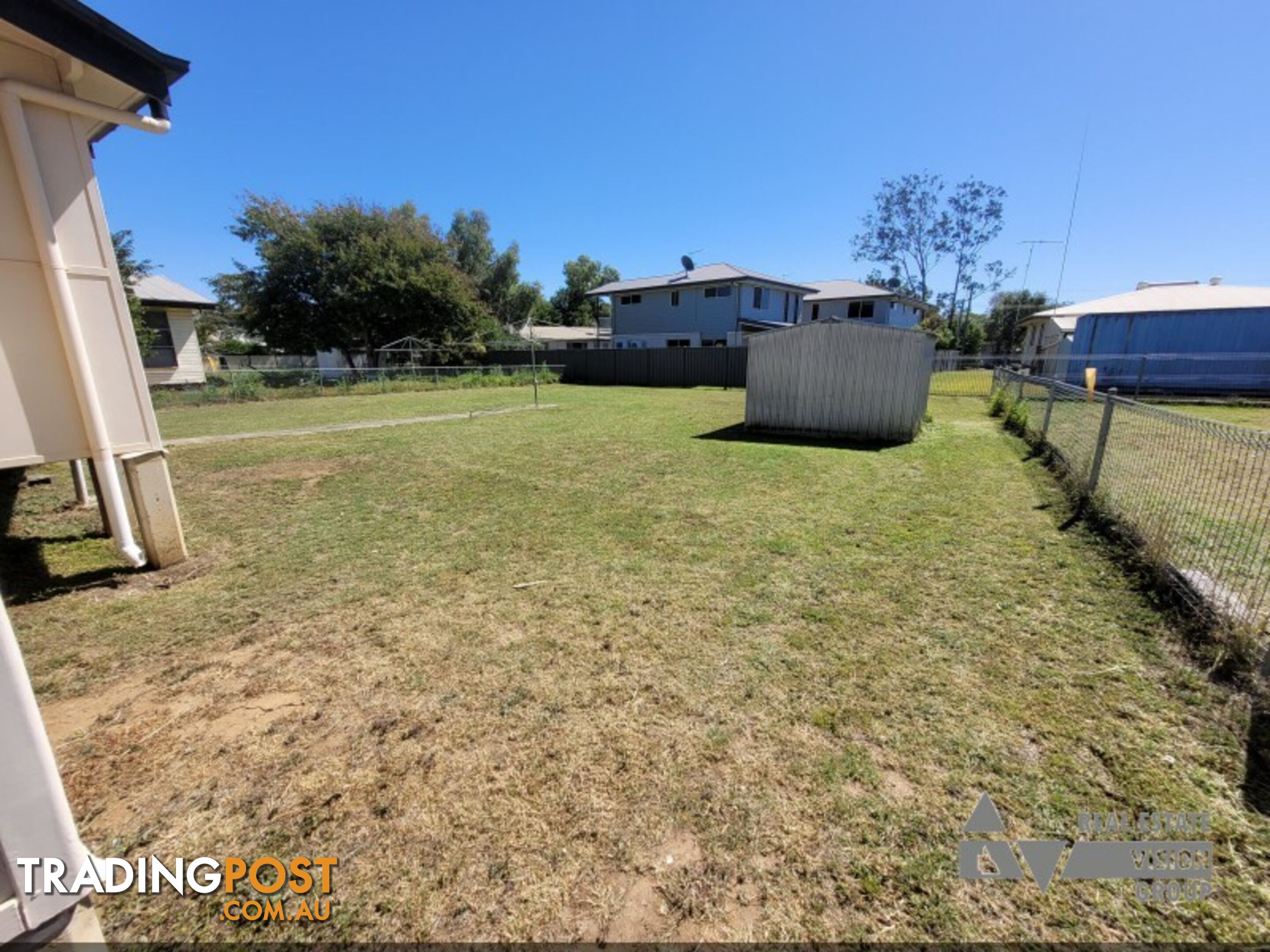 39 Fay St Blackwater QLD 4717