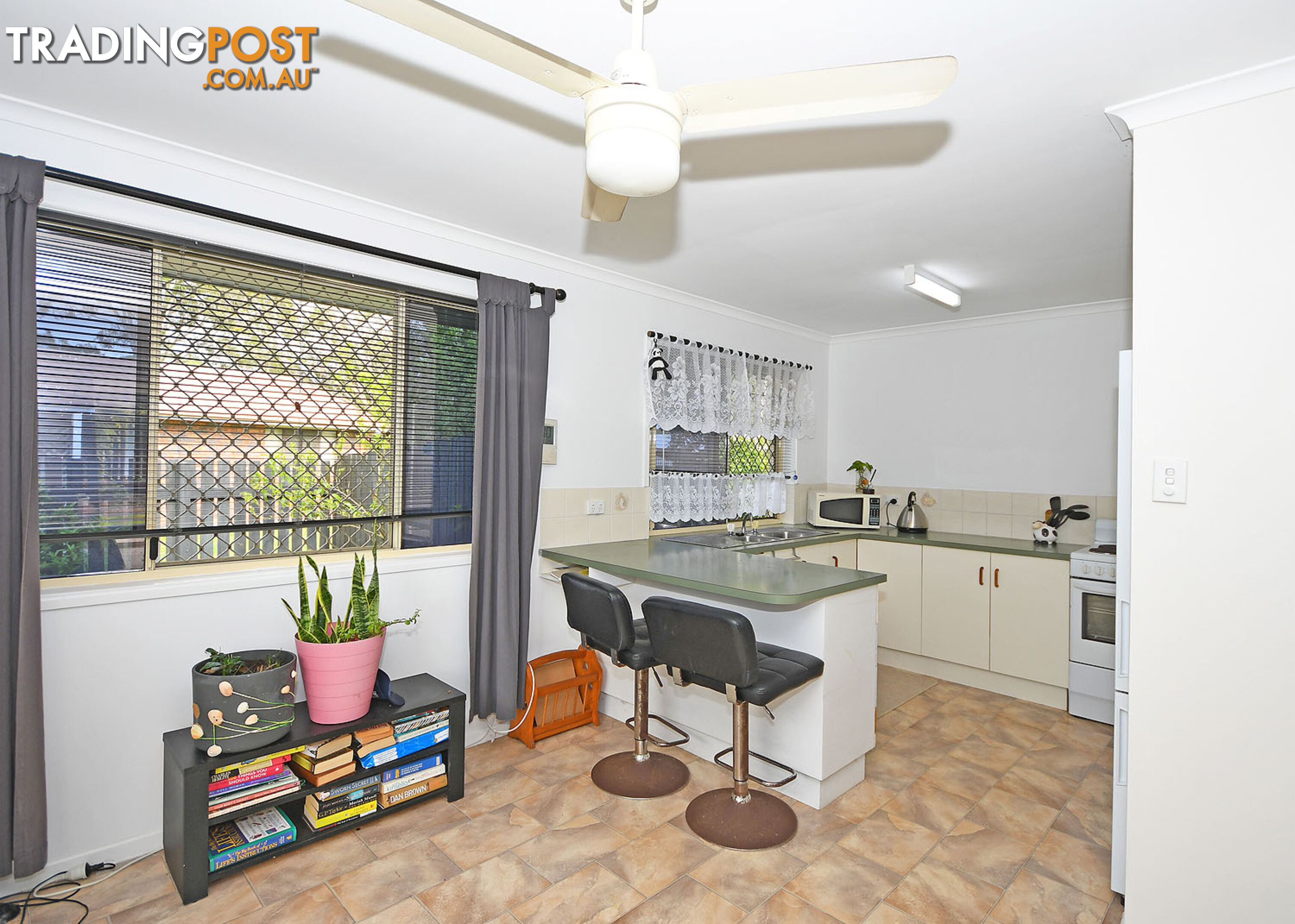 8 Bunker Avenue URRAWEEN QLD 4655