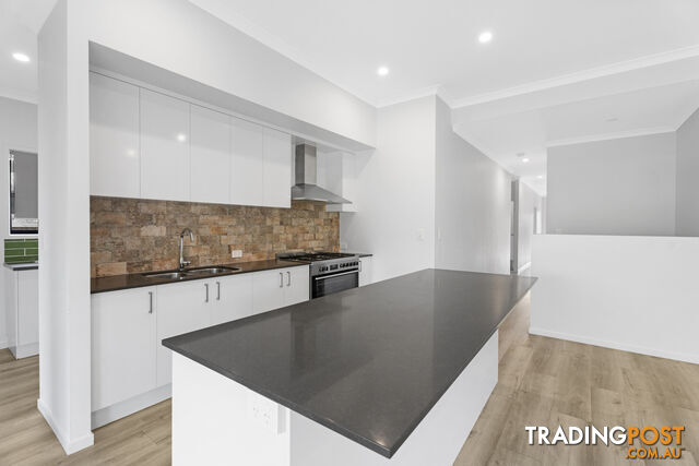 55 Oleander Avenue KAWUNGAN QLD 4655 - photo 5 of 22