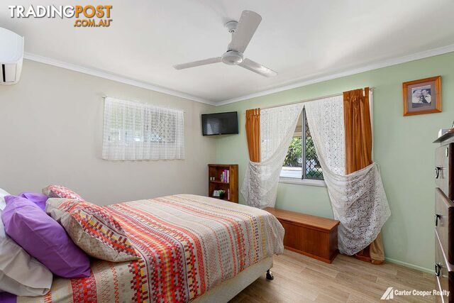 1 Turrum Street SCARNESS QLD 4655