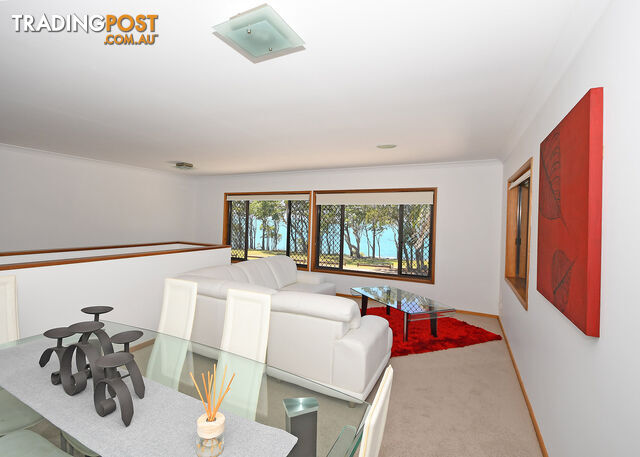 129 Esplanade POINT VERNON QLD 4655