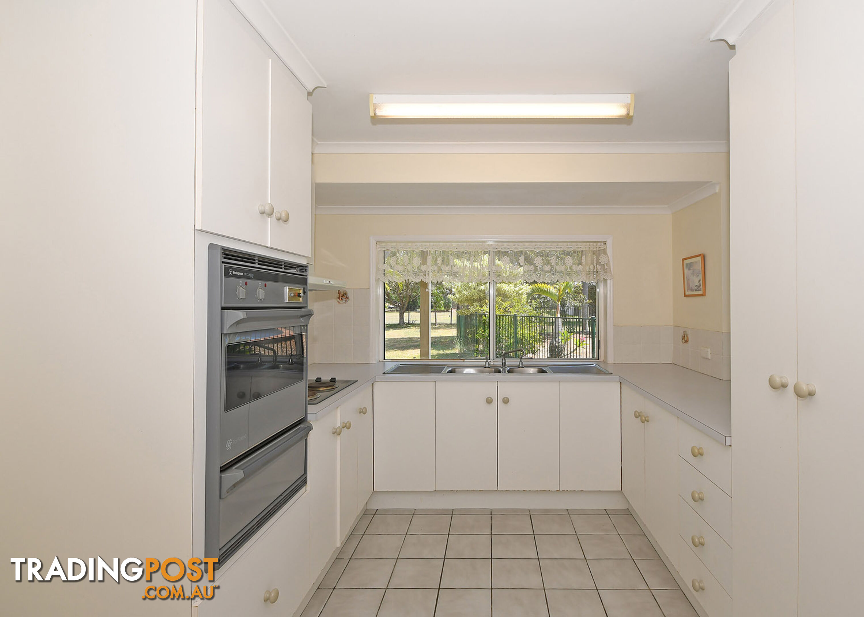 41 Wellington Crescent WONDUNNA QLD 4655