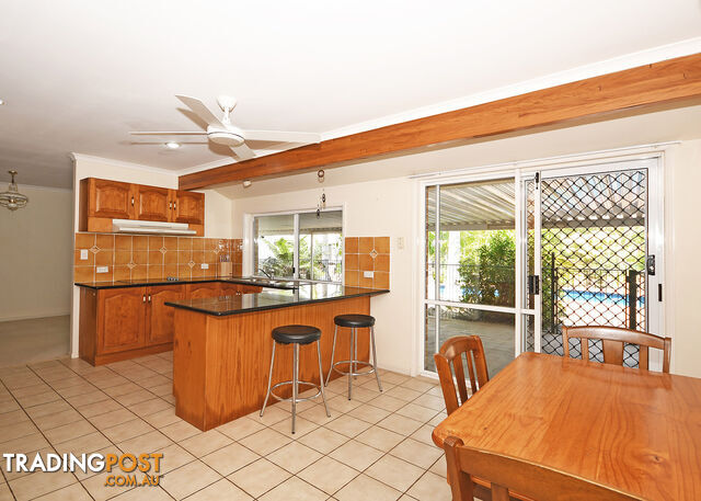 41 Wellington Crescent WONDUNNA QLD 4655