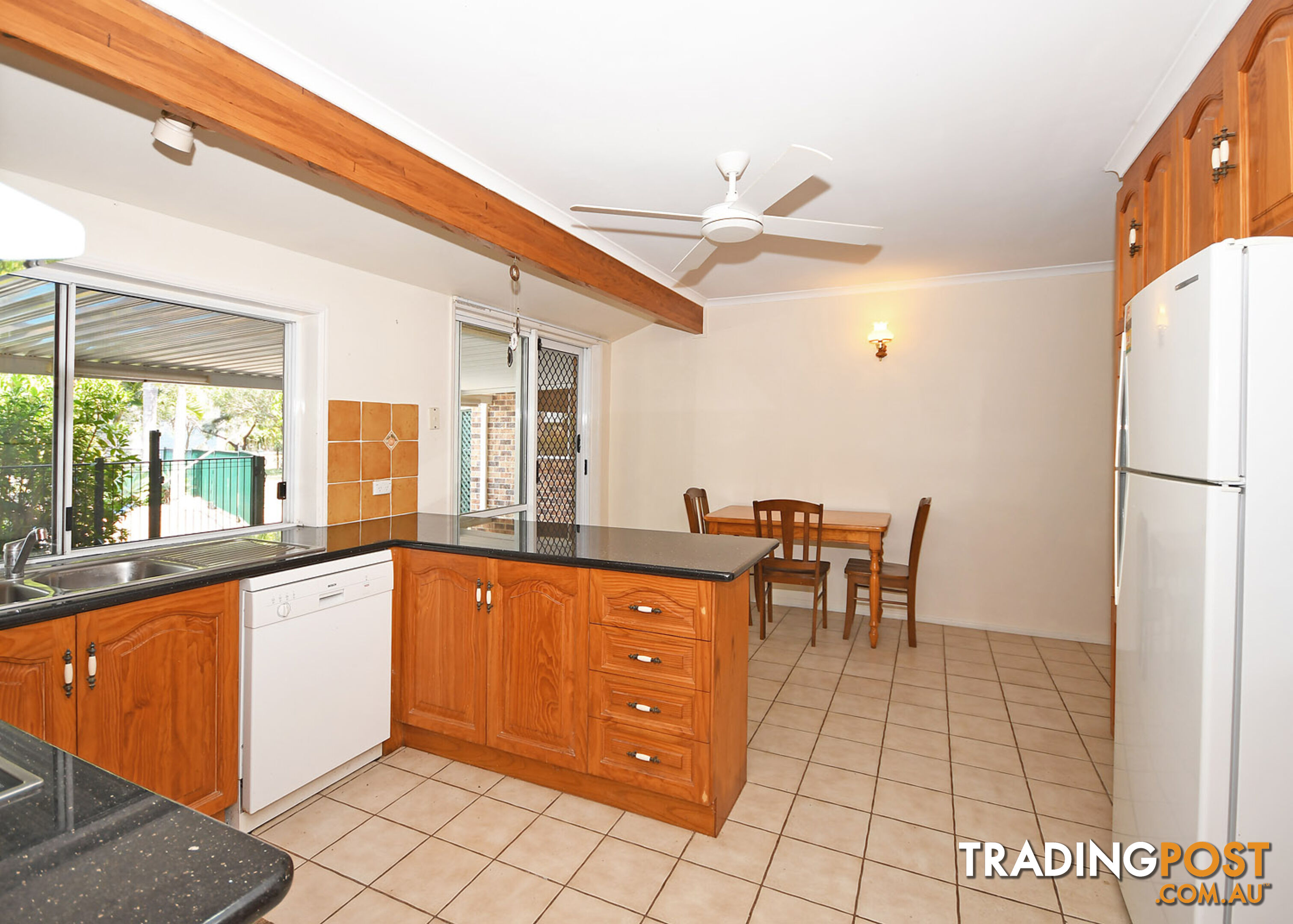 41 Wellington Crescent WONDUNNA QLD 4655