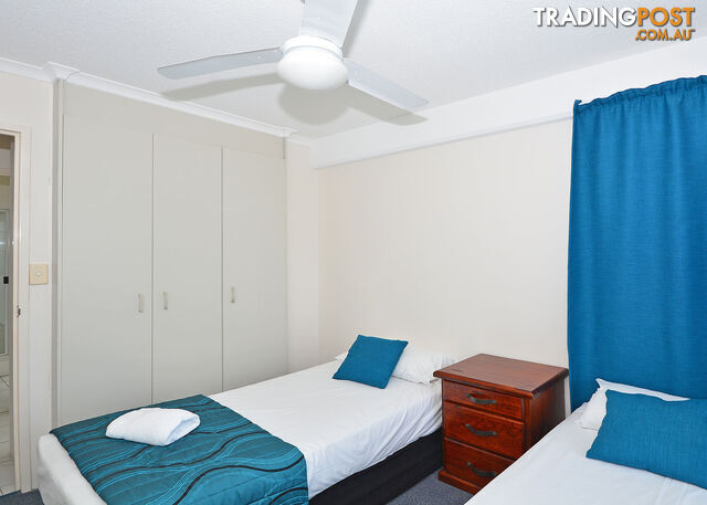 647/386 Esplanade TORQUAY QLD 4655