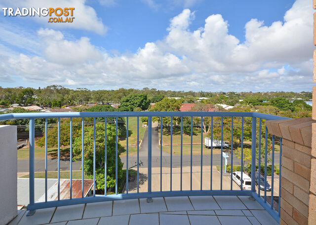 647/386 Esplanade TORQUAY QLD 4655