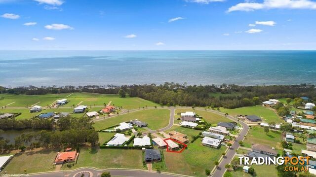 2/14 Fulmar Court BURRUM HEADS QLD 4659