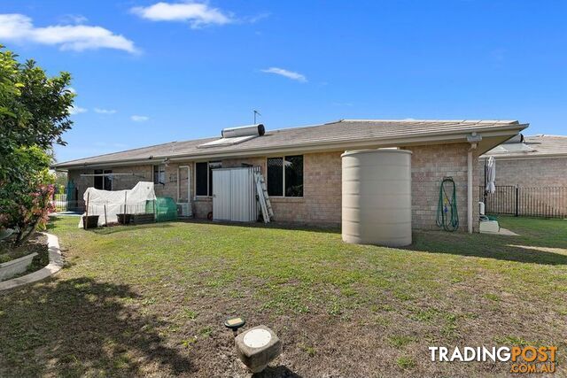 2/14 Fulmar Court BURRUM HEADS QLD 4659