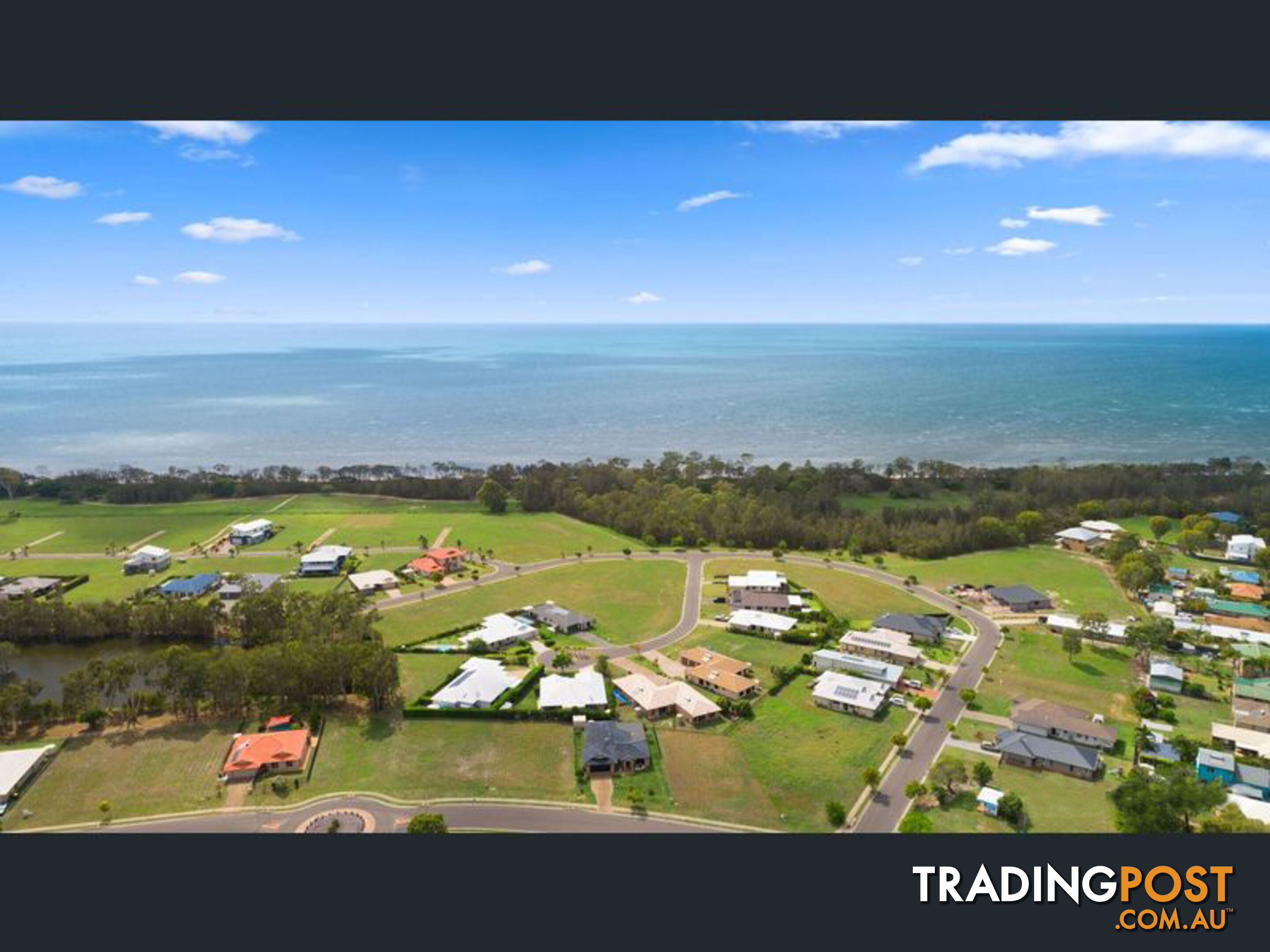 2/14 Fulmar Court BURRUM HEADS QLD 4659