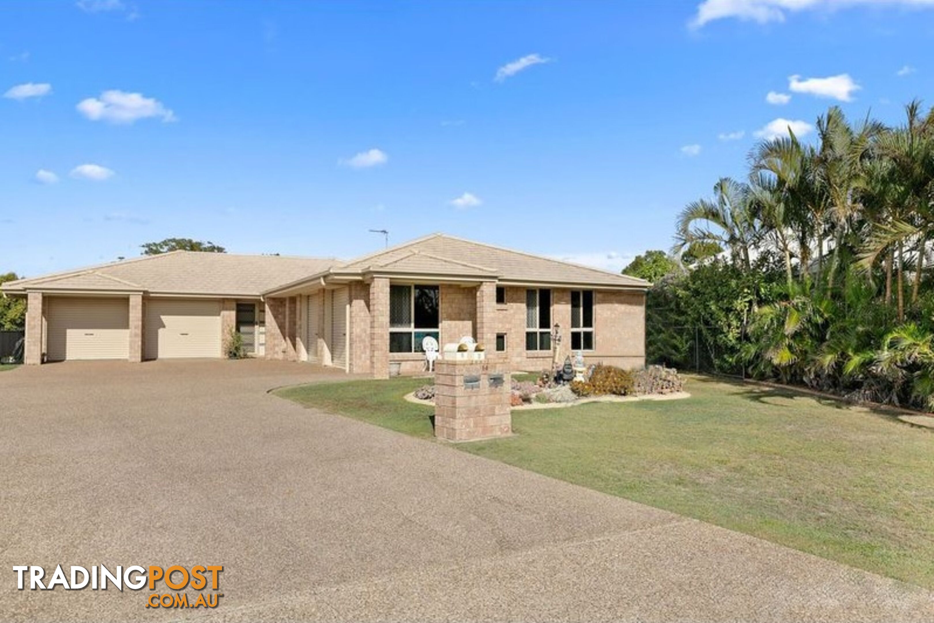 2/14 Fulmar Court BURRUM HEADS QLD 4659