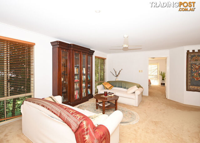 1 Ash Court DUNDOWRAN BEACH QLD 4655