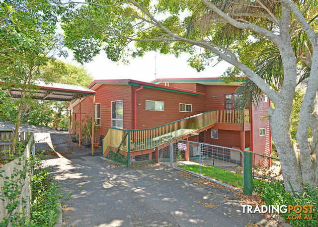 30 Pedelty Lane DUNDOWRAN QLD 4655