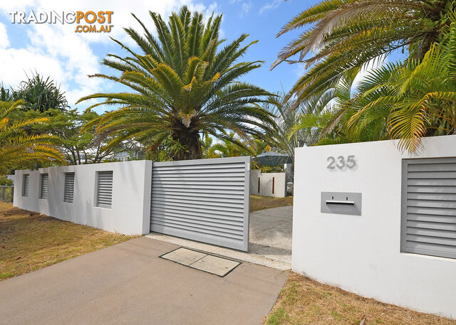 235 Cypress Street URANGAN QLD 4655