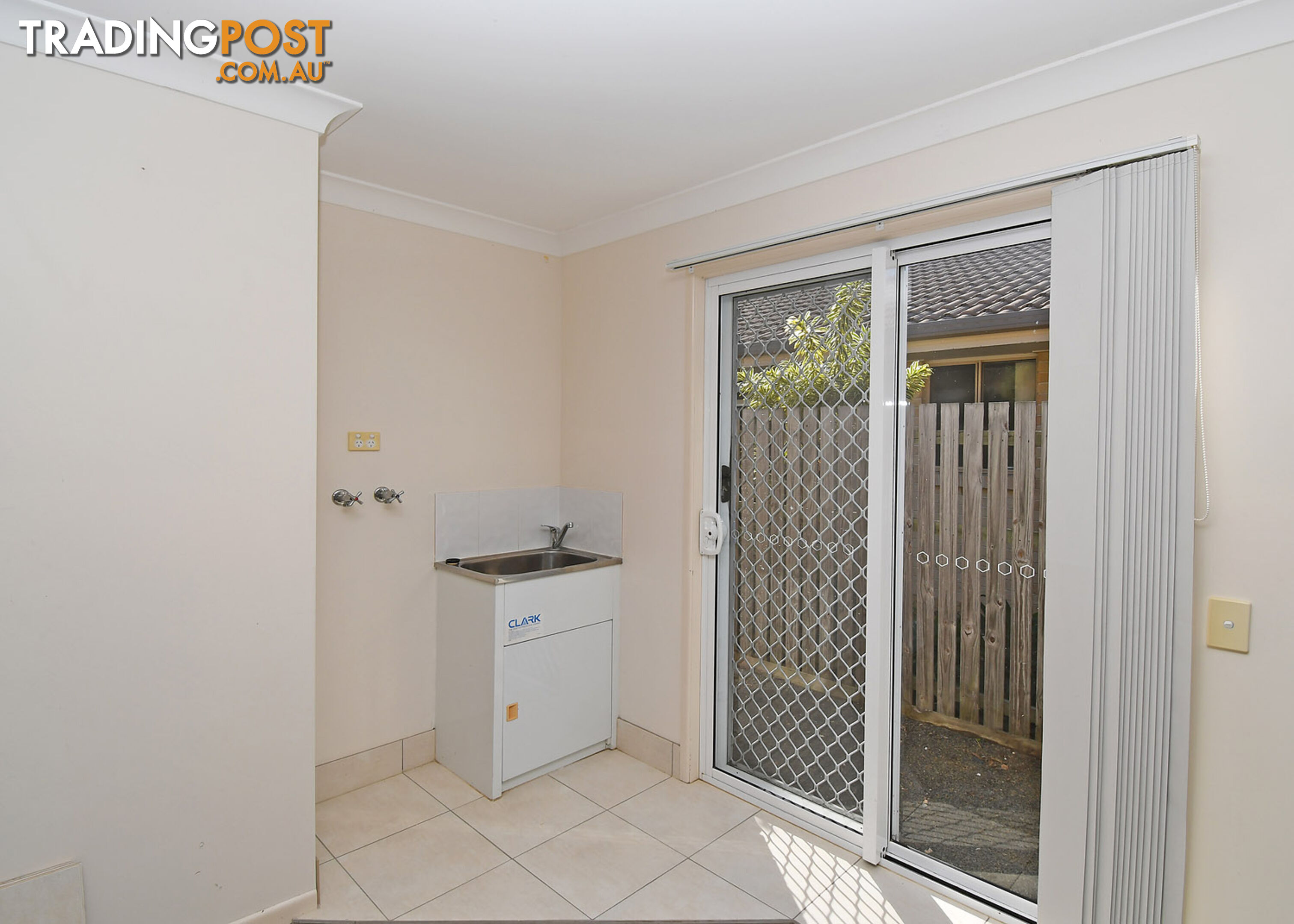 21 Spinnaker Drive POINT VERNON QLD 4655