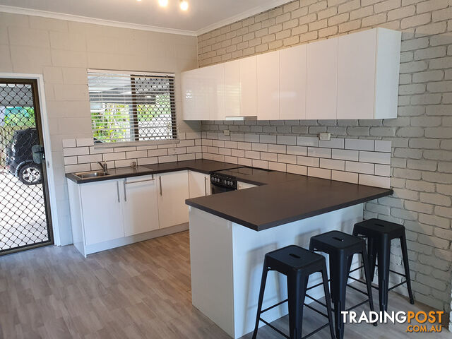 Unit 4/25 Hervey Street SCARNESS QLD 4655