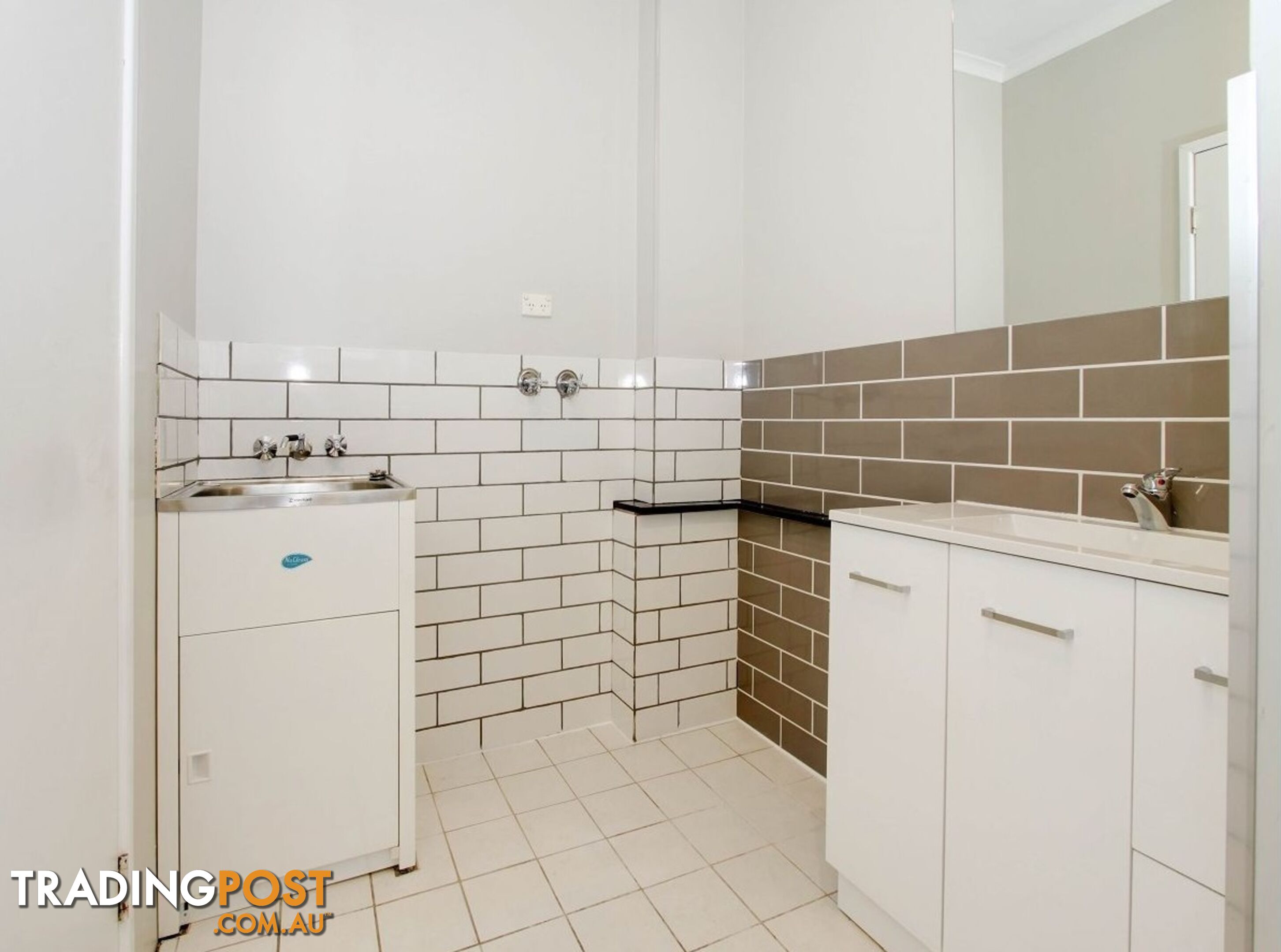 Unit 4/25 Hervey Street SCARNESS QLD 4655