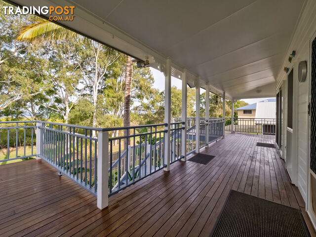 12 Foreshore Drive URANGAN QLD 4655