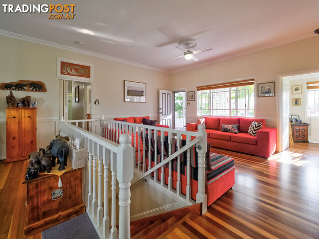 12 Foreshore Drive URANGAN QLD 4655