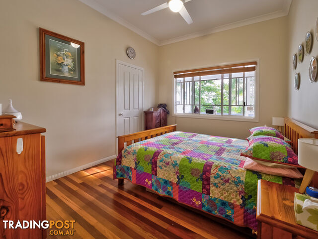 12 Foreshore Drive URANGAN QLD 4655