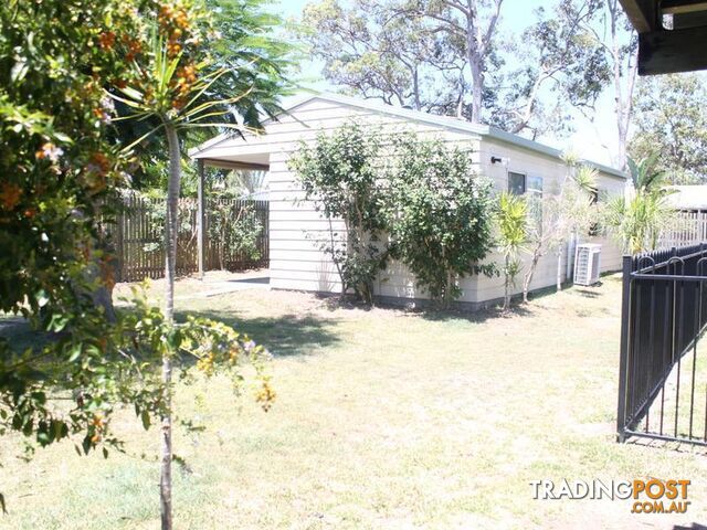 22 Acacia Street POINT VERNON QLD 4655 - photo 5 of 9