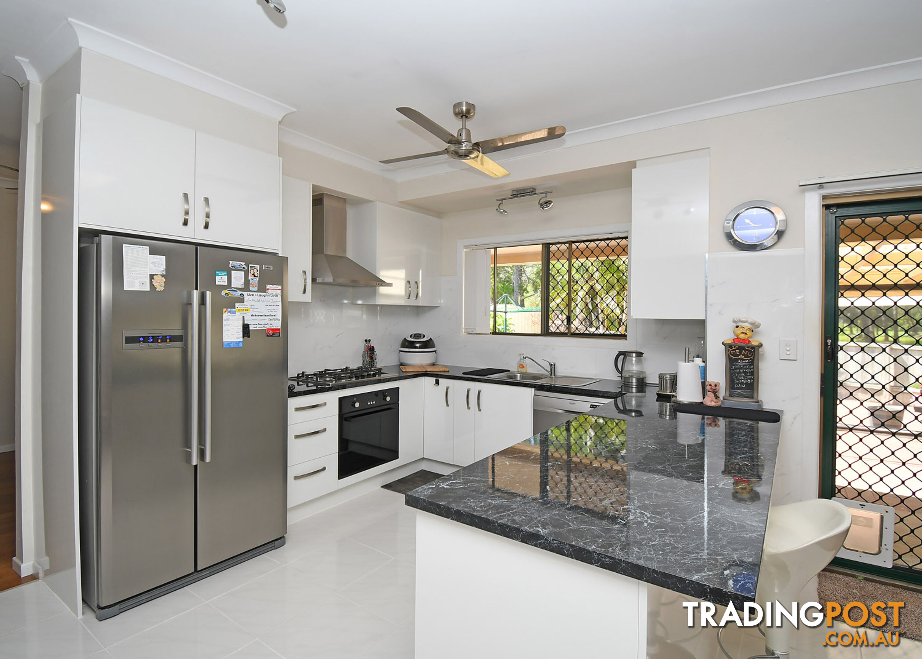 22 Richard Street URANGAN QLD 4655