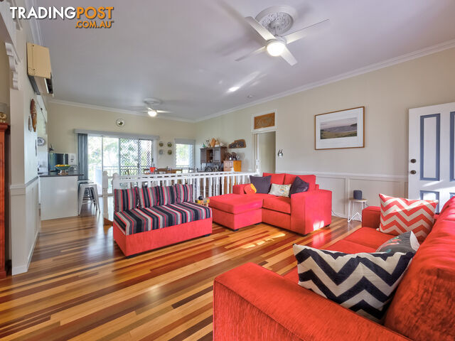 12 Foreshore Drive URANGAN QLD 4655