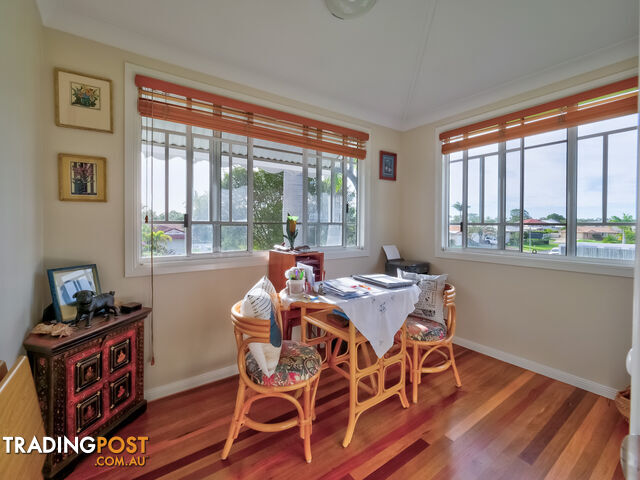 12 Foreshore Drive URANGAN QLD 4655