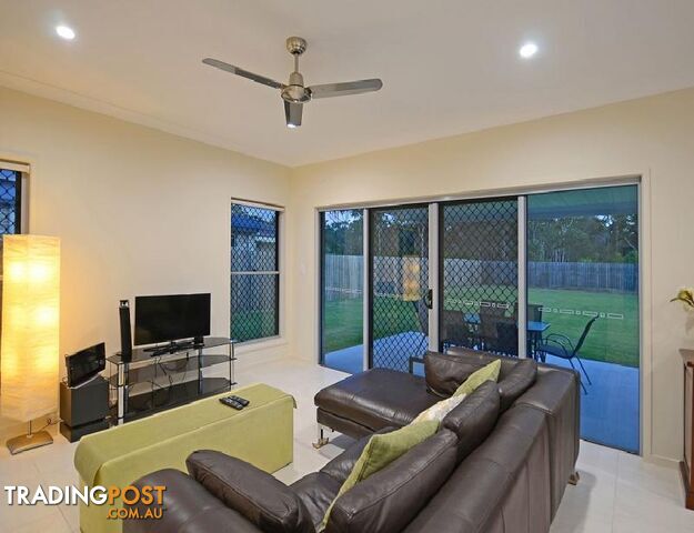 31 Ronaldo Way URANGAN QLD 4655