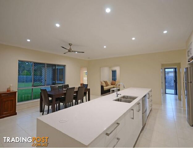 31 Ronaldo Way URANGAN QLD 4655