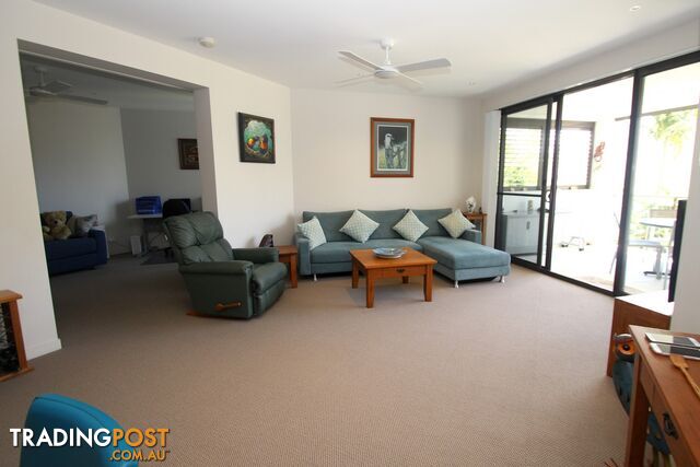 303/468 Esplanade TORQUAY QLD 4655