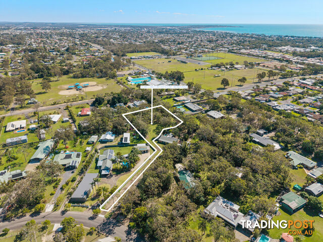 2 15 Wellington Crescent WONDUNNA QLD 4655