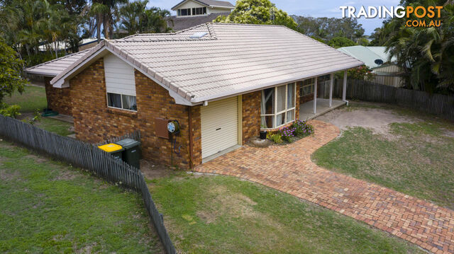 11 Cassia Avenue SCARNESS QLD 4655