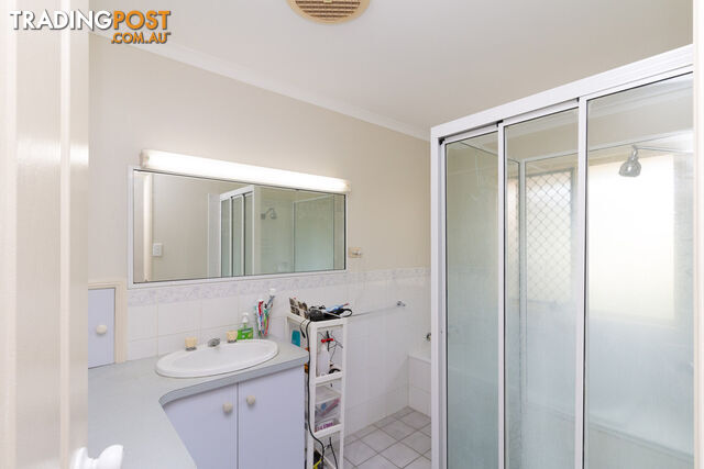 11 Cassia Avenue SCARNESS QLD 4655