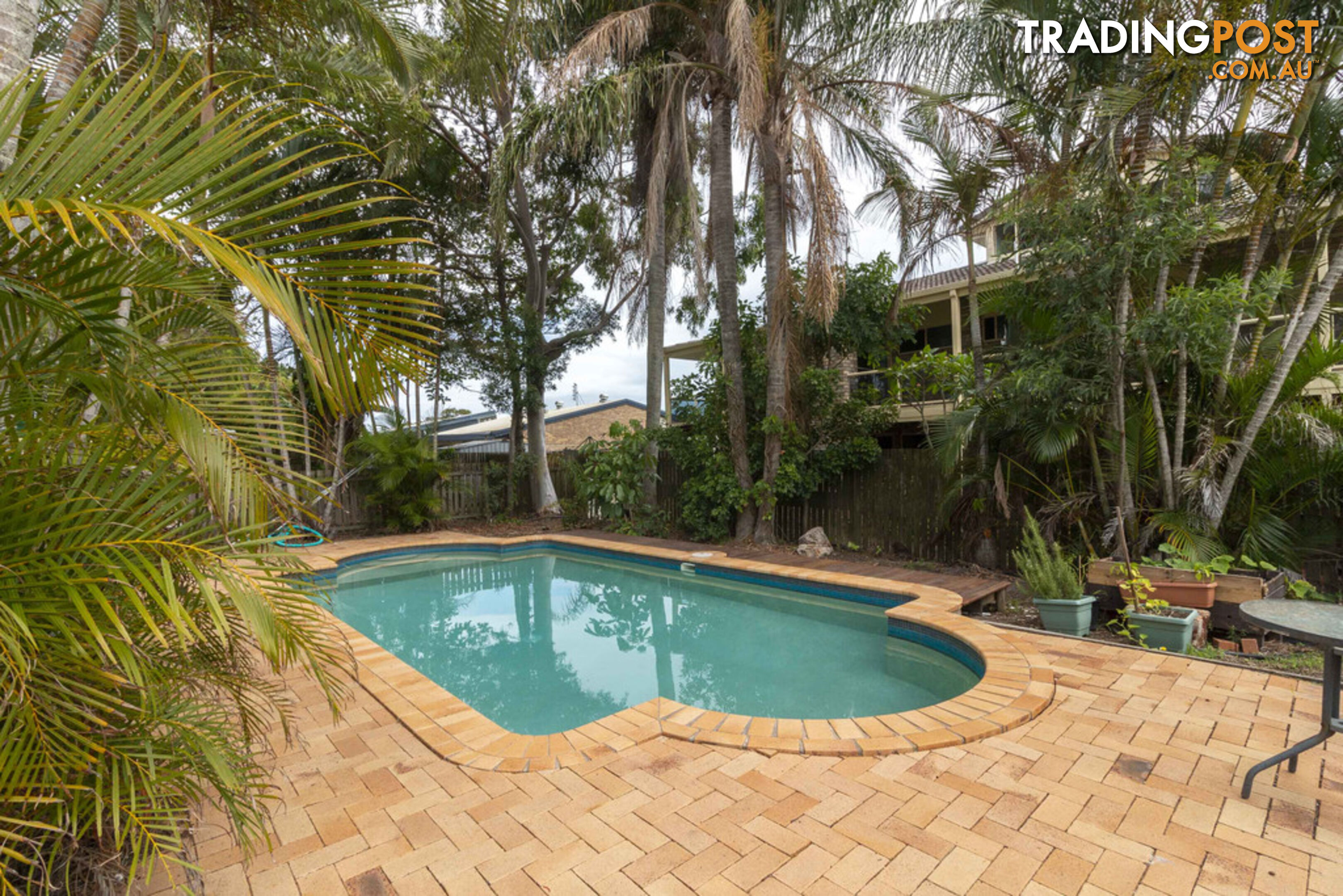 11 Cassia Avenue SCARNESS QLD 4655