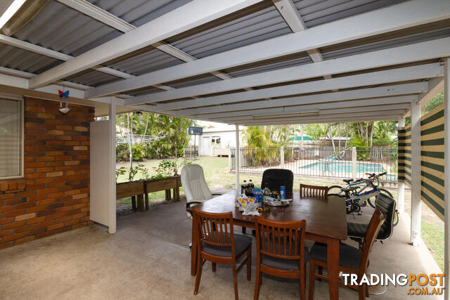 11 Cassia Avenue SCARNESS QLD 4655