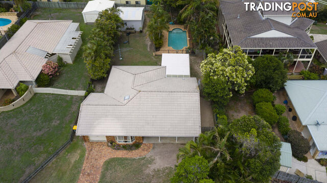 11 Cassia Avenue SCARNESS QLD 4655