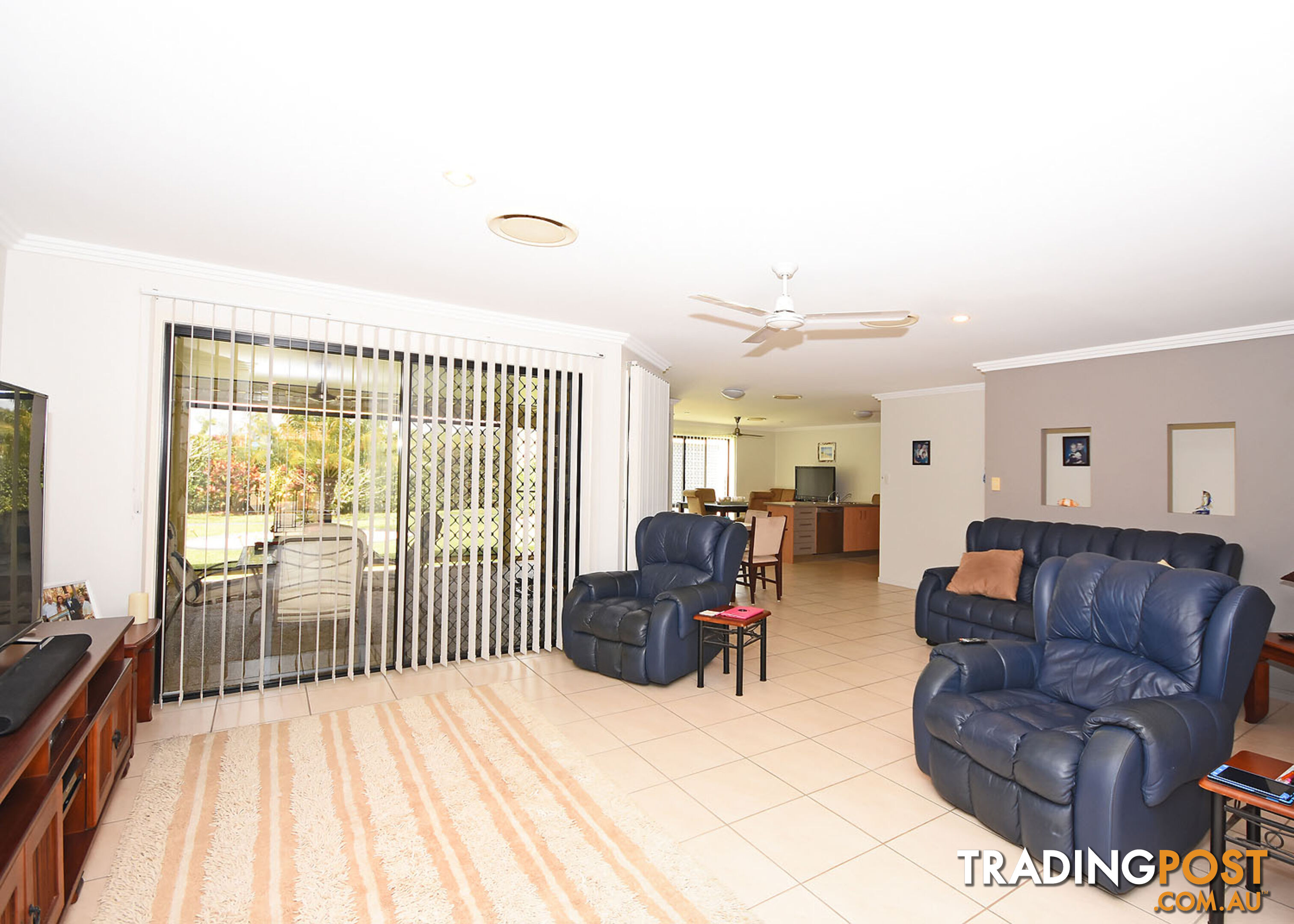 6 Glengarry Court KAWUNGAN QLD 4655